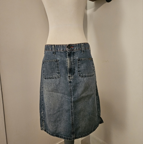 Polo Jeans Co~ Patch Pocket  Knee Skirt~ Vintage ~ Size 6~Red Stiching - Picture 2 of 15